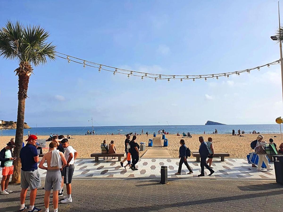 First Line Apartment With 3 Bedrooms And Seaviews Benidorm Kültér fotó